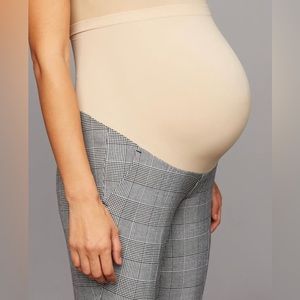 A Pea In The Pod maternity Women’s pants Glen Pattern size L